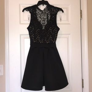 BLACK WINDSOR HOMECOMING DRESS